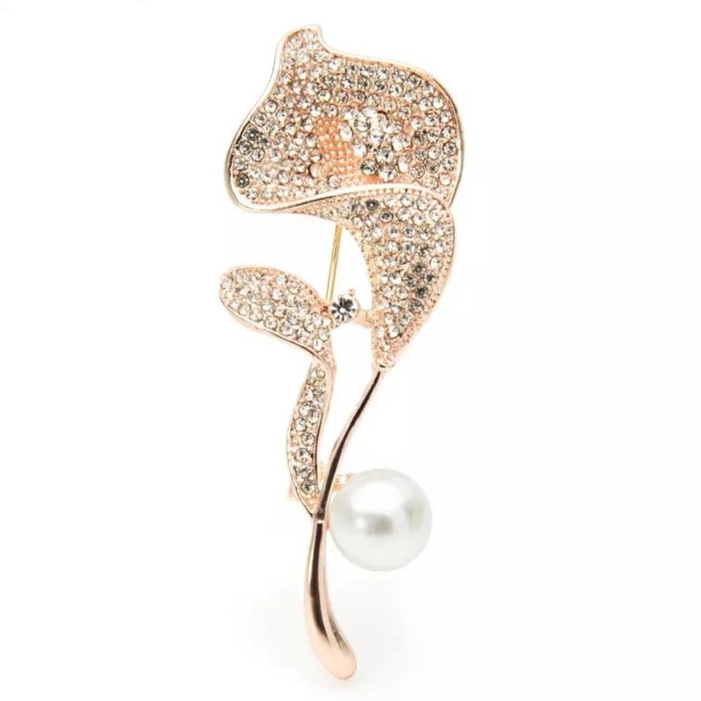 Lily Pearl Brooch - Picture 1 of 5